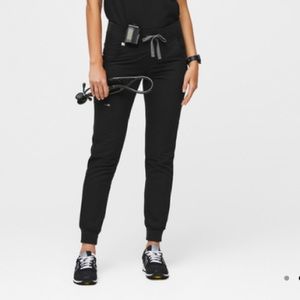 NEVER BEEN WORN- ordered and too small.